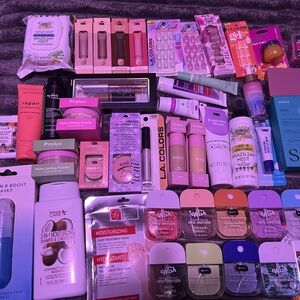 Personal Care Women’s Mystery Box